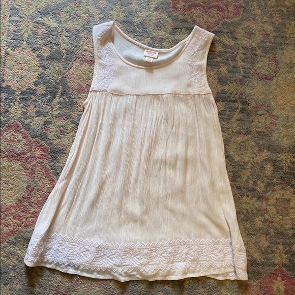 white dress casual top - Picture 1 of 1